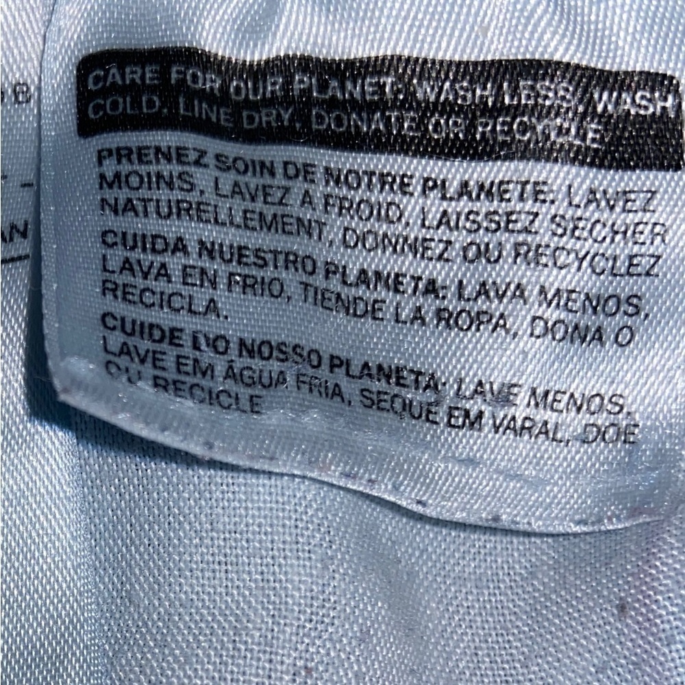 Levi’s 711 Distressed Skinny Jeans - Picture 6 of 11
